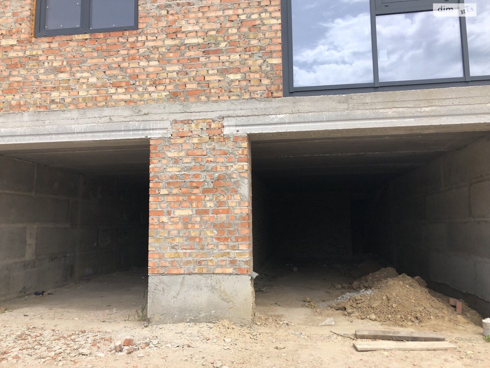 Продажа трехкомнатной квартиры в Тернополе, на ул. Урожайная 3, район Кутковцы фото 1 Продажа трехкомнатной квартиры в Тернополе, на ул. Урожайная 3, район Кутковцы фото 1