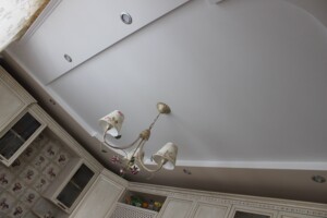 Продаж чотирикімнатної квартири в Тернополі, на вул. Золотогірська 5, район Кутківці фото 2