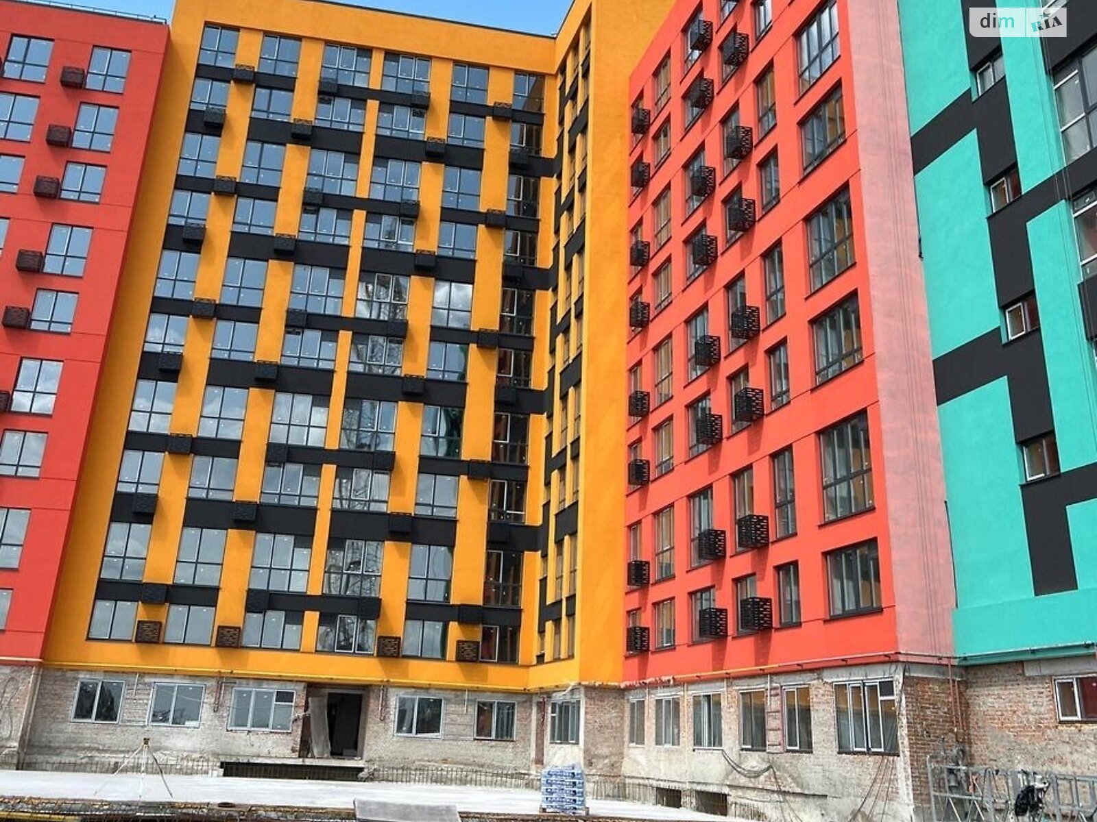 Продаж трикімнатної квартири в Тернополі, на вул. Академіка Сергія Корольова 7Б, район Мікрорайон №6 фото 1 Продаж трикімнатної квартири в Тернополі, на вул. Академіка Сергія Корольова 7Б, район Мікрорайон №6 фото 1