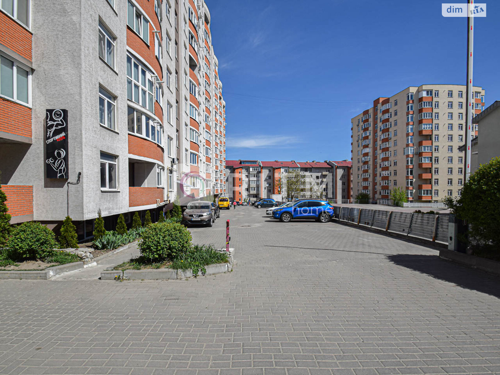 Продажа трехкомнатной квартиры в Тернополе, на ул. Сахарова Андрея Академика 10, район Микрорайон №6 фото 1 Продажа трехкомнатной квартиры в Тернополе, на ул. Сахарова Андрея Академика 10, район Микрорайон №6 фото 1