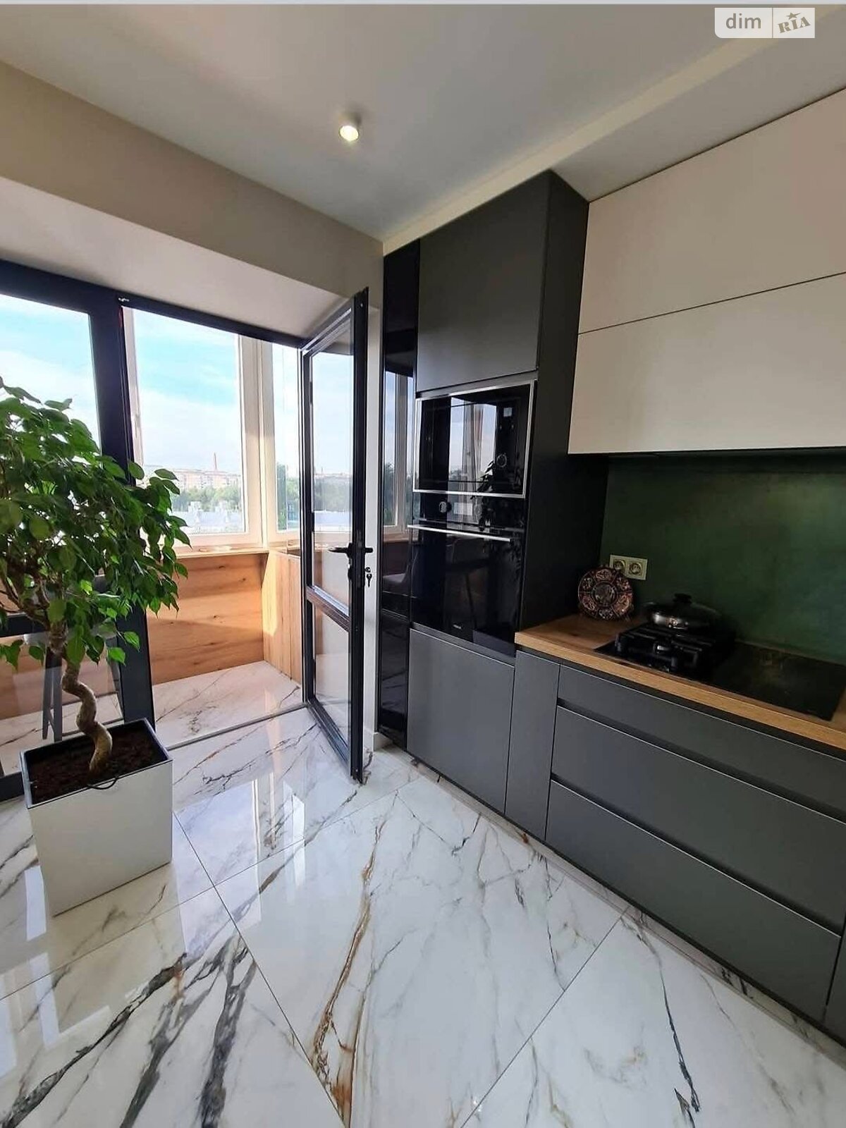 Продажа трехкомнатной квартиры в Тернополе, на ул. Сахарова Андрея Академика, район Микрорайон №6 фото 1 Продажа трехкомнатной квартиры в Тернополе, на ул. Сахарова Андрея Академика, район Микрорайон №6 фото 1