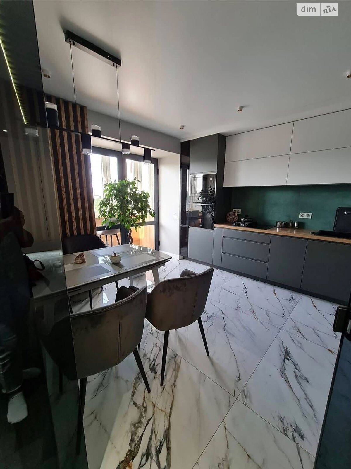 Продажа трехкомнатной квартиры в Тернополе, на ул. Сахарова Андрея Академика, район Микрорайон №6 фото 1 Продажа трехкомнатной квартиры в Тернополе, на ул. Сахарова Андрея Академика, район Микрорайон №6 фото 1