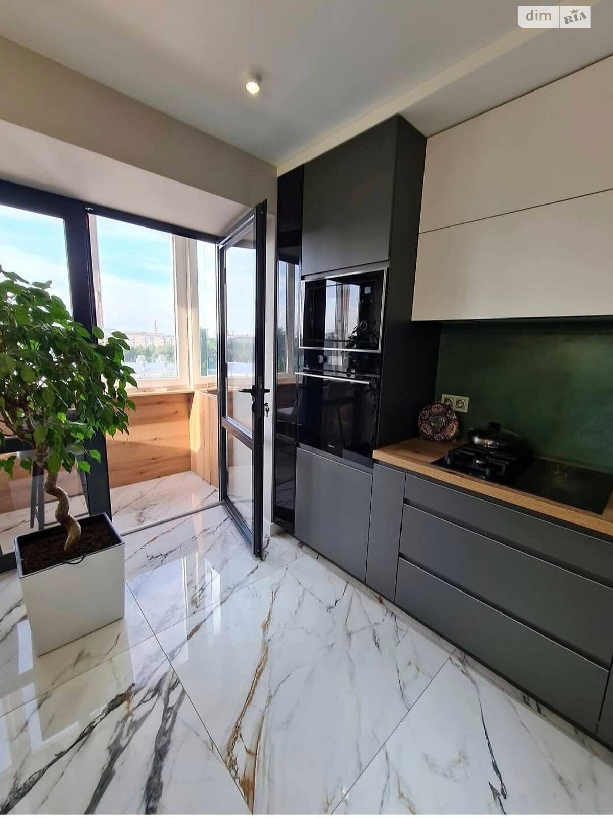 Продажа трехкомнатной квартиры в Тернополе, на ул. Сахарова Андрея Академика, район Микрорайон №6 фото 1 Продажа трехкомнатной квартиры в Тернополе, на ул. Сахарова Андрея Академика, район Микрорайон №6 фото 1