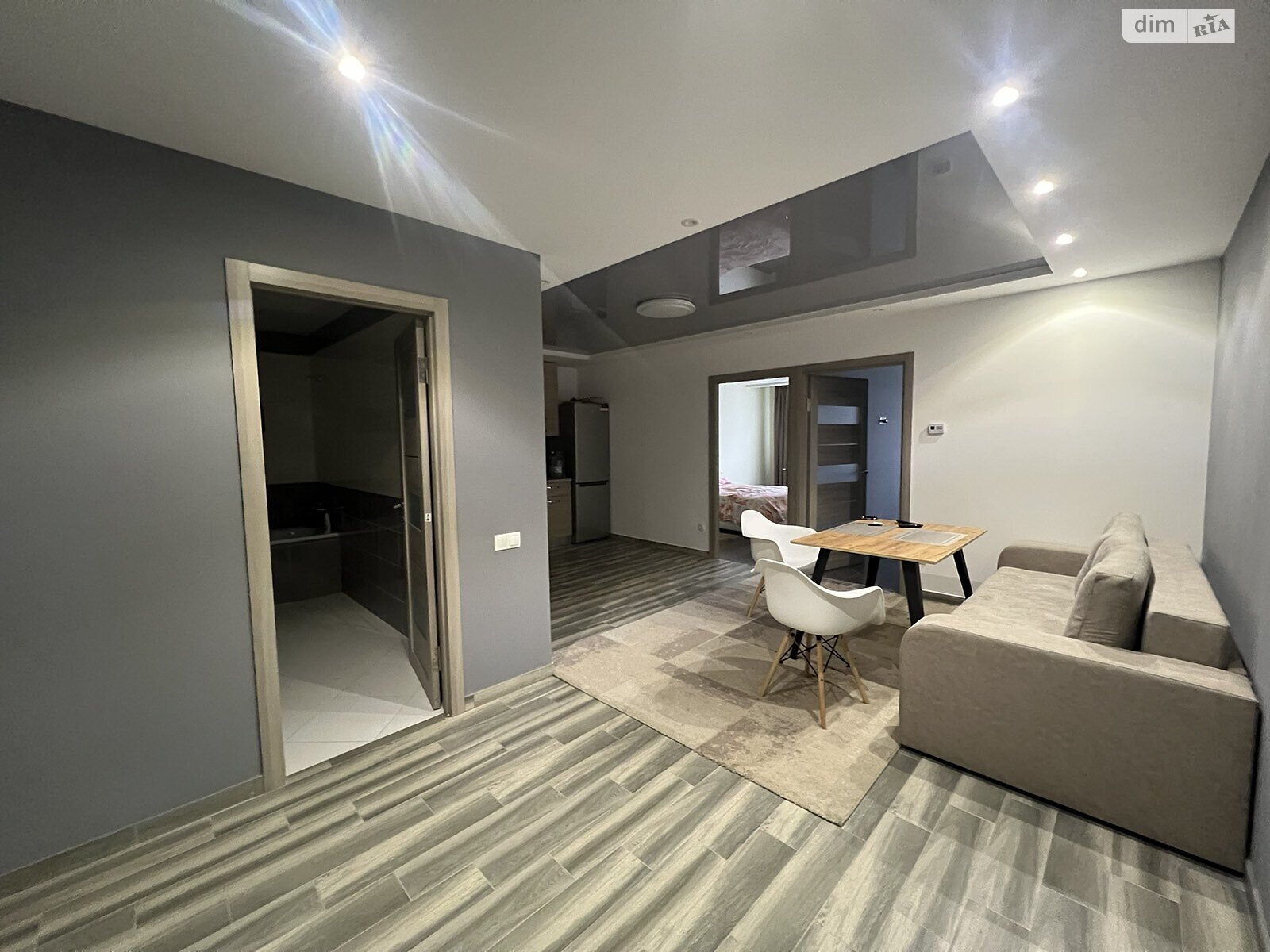 Продажа двухкомнатной квартиры в Тернополе, на ул. Сахарова Андрея Академика 8, район Микрорайон №6 фото 1