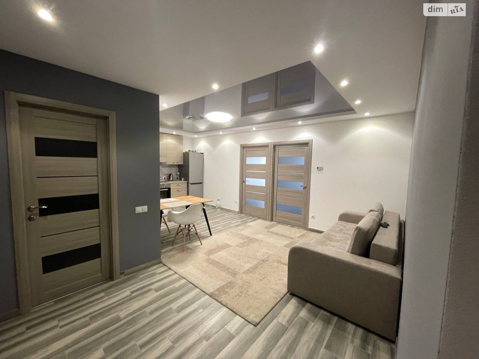 Продажа двухкомнатной квартиры в Тернополе, на ул. Сахарова Андрея Академика 8, район Микрорайон №6 фото 1