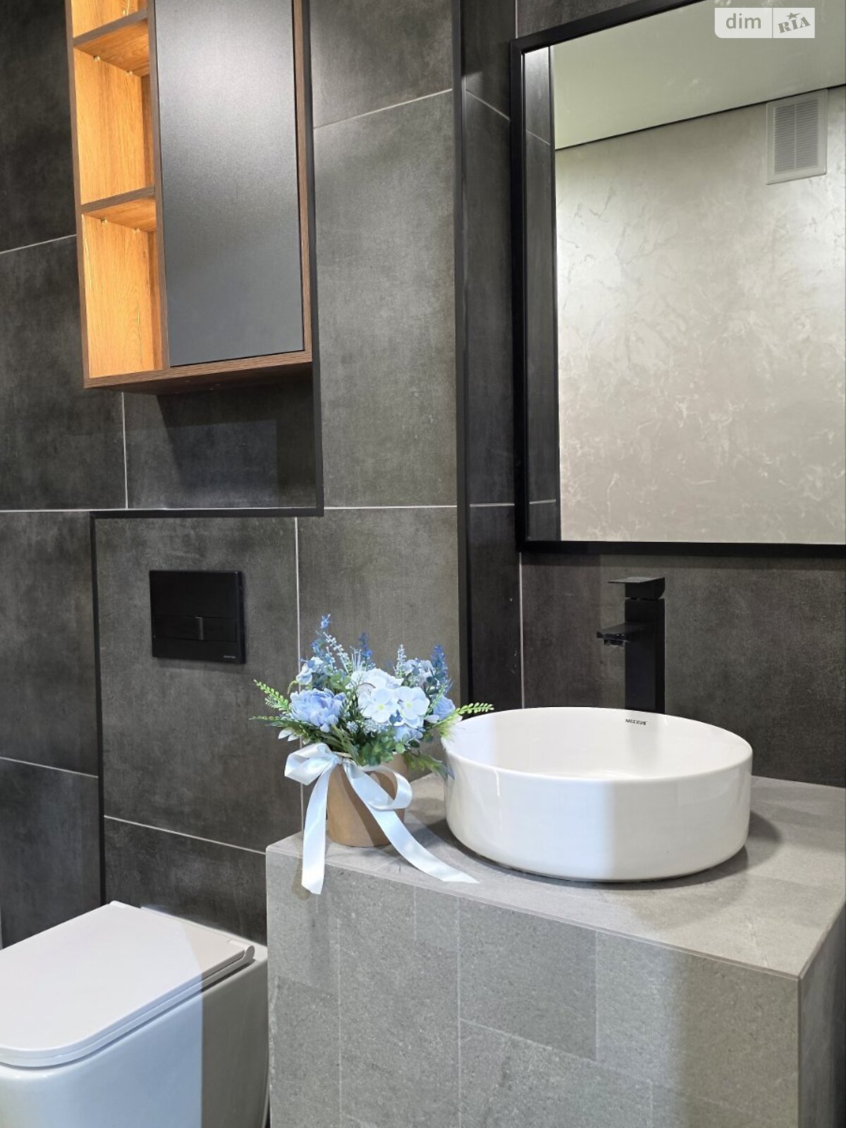 Продажа двухкомнатной квартиры в Тернополе, на ул. Сахарова Андрея Академика, район Микрорайон №6 фото 1