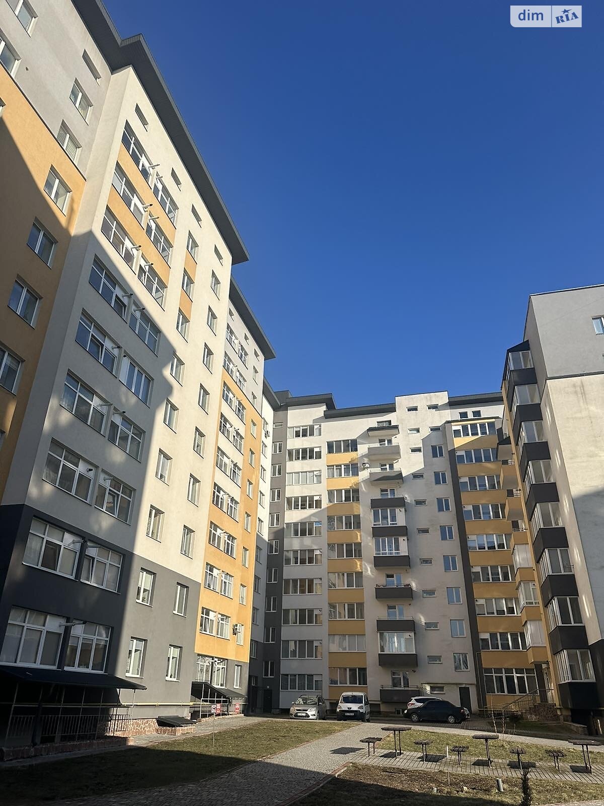 Продаж двокімнатної квартири в Тернополі, на вул. Микулинецька, кв. 10, фото 1 Продаж двокімнатної квартири в Тернополі, на вул. Микулинецька, кв. 10, фото 1