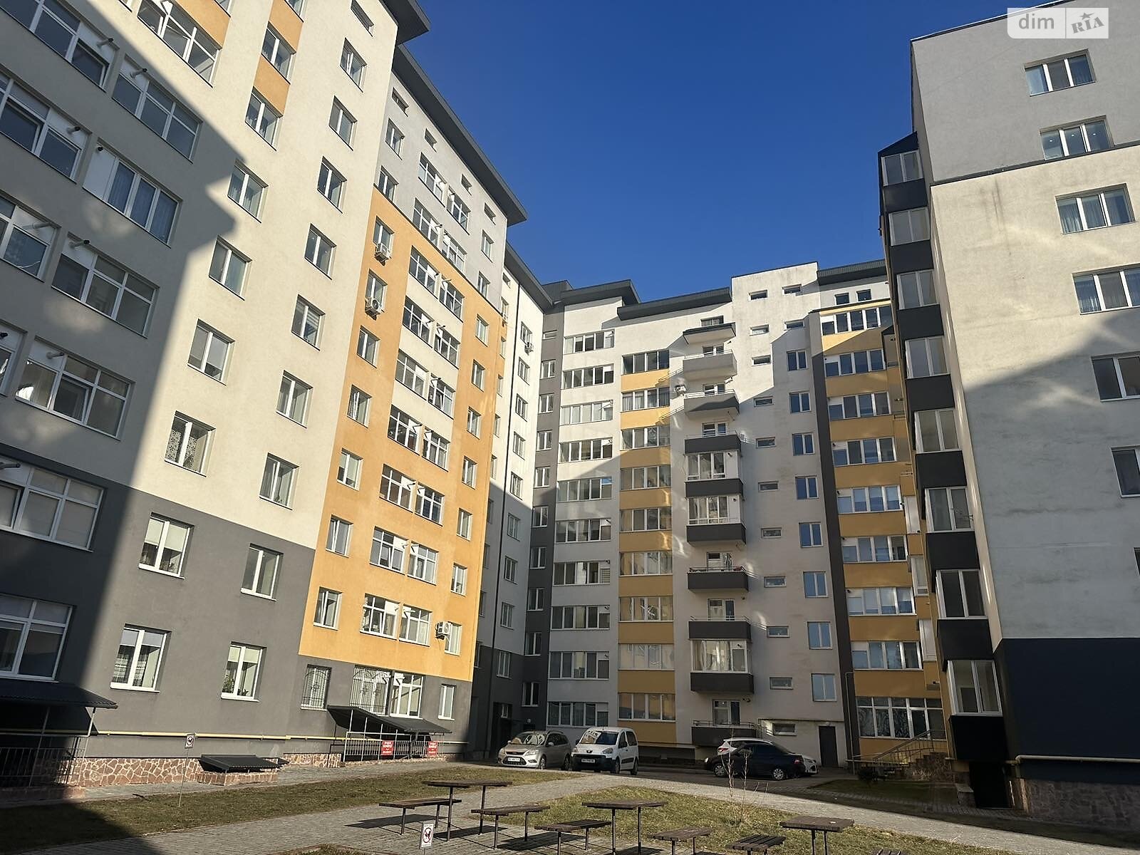 Продаж двокімнатної квартири в Тернополі, на вул. Микулинецька, кв. 10, фото 1 Продаж двокімнатної квартири в Тернополі, на вул. Микулинецька, кв. 10, фото 1
