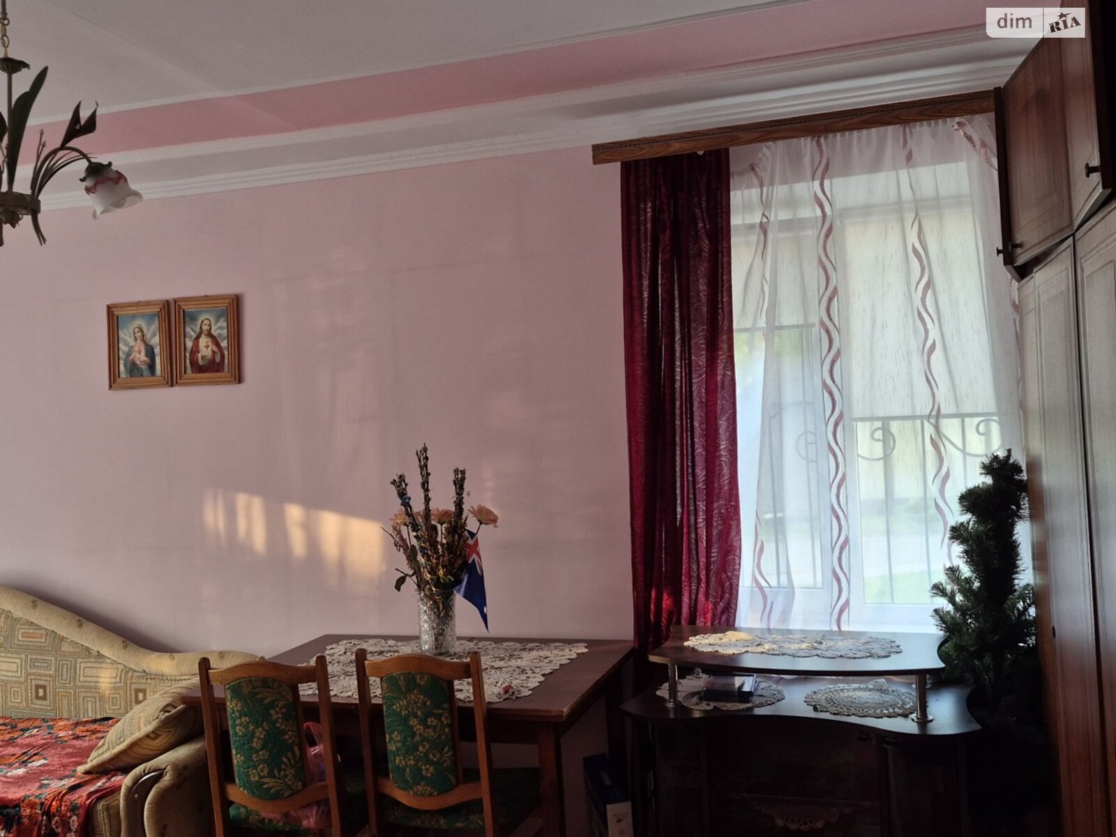 Продаж чотирикімнатної квартири в Тернополі, на вул. 15-го Квітня 35, район Молодіжний фото 1 Продаж чотирикімнатної квартири в Тернополі, на вул. 15-го Квітня 35, район Молодіжний фото 1