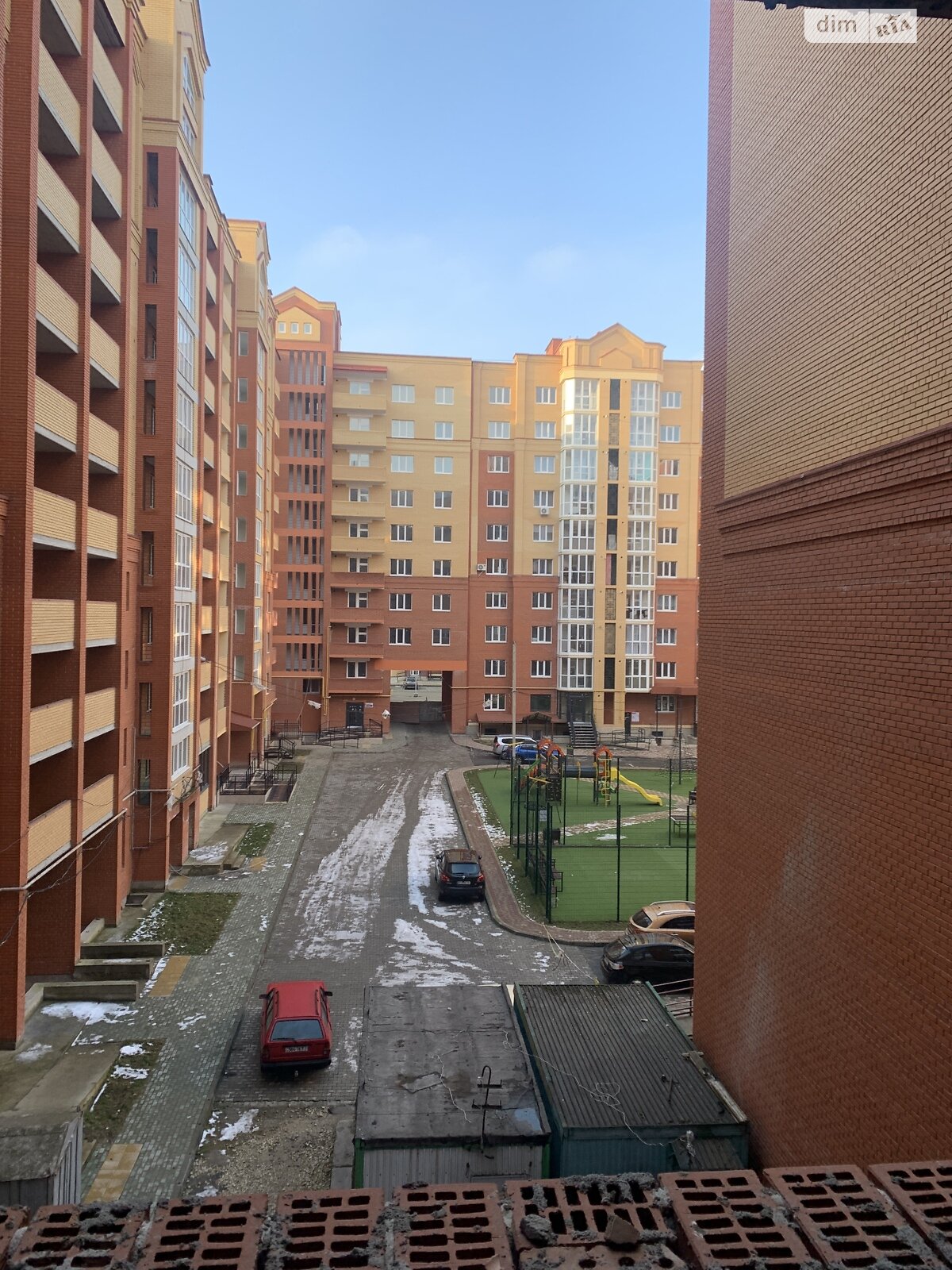 Продажа трехкомнатной квартиры в Тернополе, на пер. Генерала Мирона Тарнавского, район Молодежный фото 1 Продажа трехкомнатной квартиры в Тернополе, на пер. Генерала Мирона Тарнавского, район Молодежный фото 1