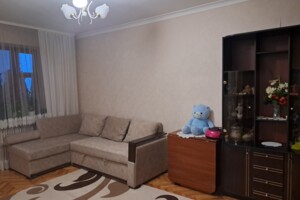 Продаж двокімнатної квартири в Тернополі, на вул. Київська 9, район Бам фото 2 Продаж двокімнатної квартири в Тернополі, на вул. Київська 9, район Бам фото 2