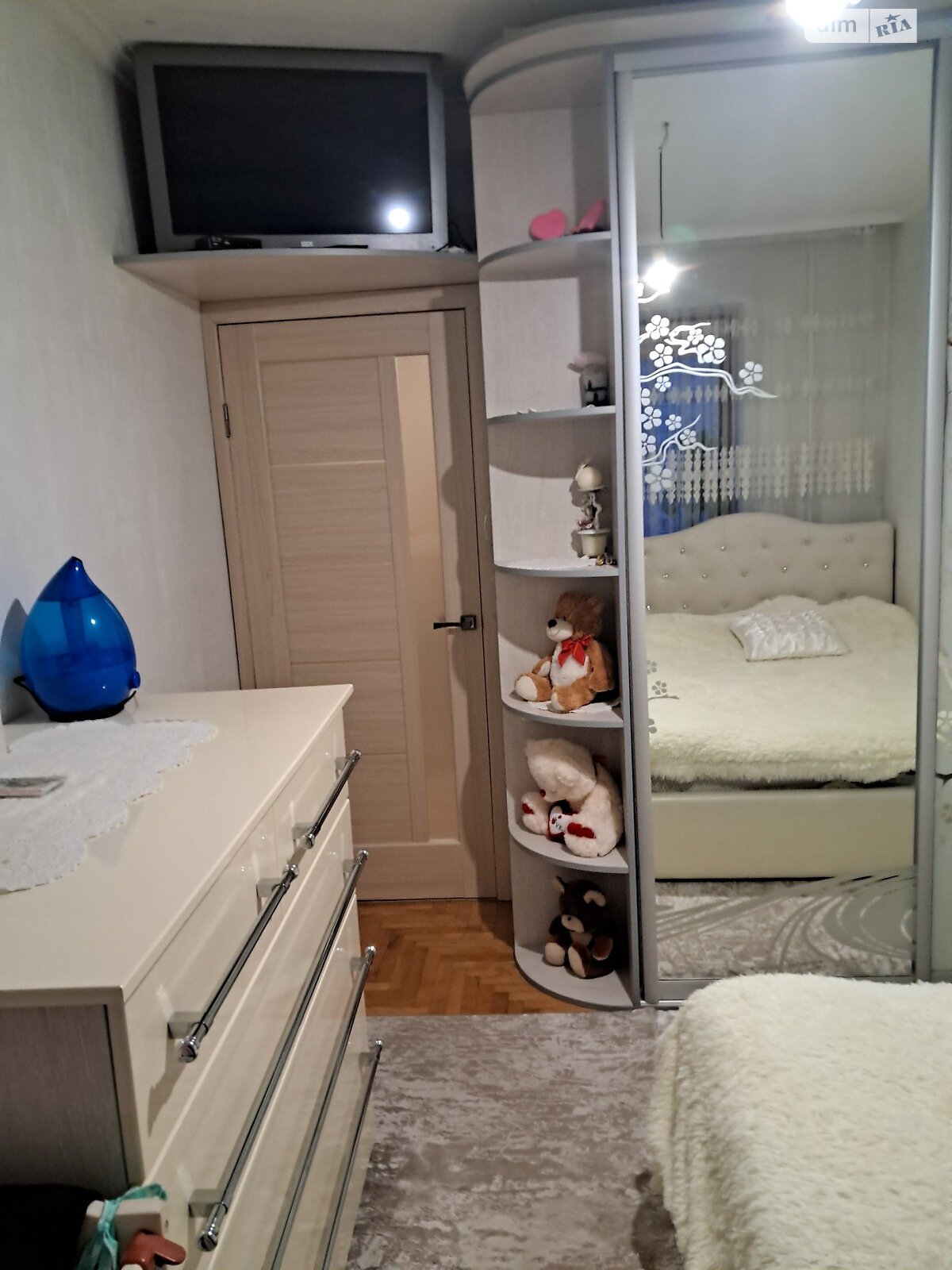 Продаж двокімнатної квартири в Тернополі, на вул. Київська 9, район Бам фото 1 Продаж двокімнатної квартири в Тернополі, на вул. Київська 9, район Бам фото 1