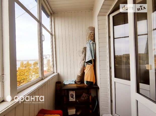 Продаж трикімнатної квартири в Тернополі, на вул. Броварна, район Новий світ фото 1 Продаж трикімнатної квартири в Тернополі, на вул. Броварна, район Новий світ фото 1