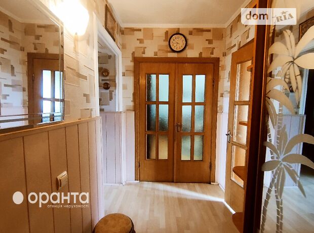 Продаж трикімнатної квартири в Тернополі, на вул. Броварна, район Новий світ фото 1 Продаж трикімнатної квартири в Тернополі, на вул. Броварна, район Новий світ фото 1