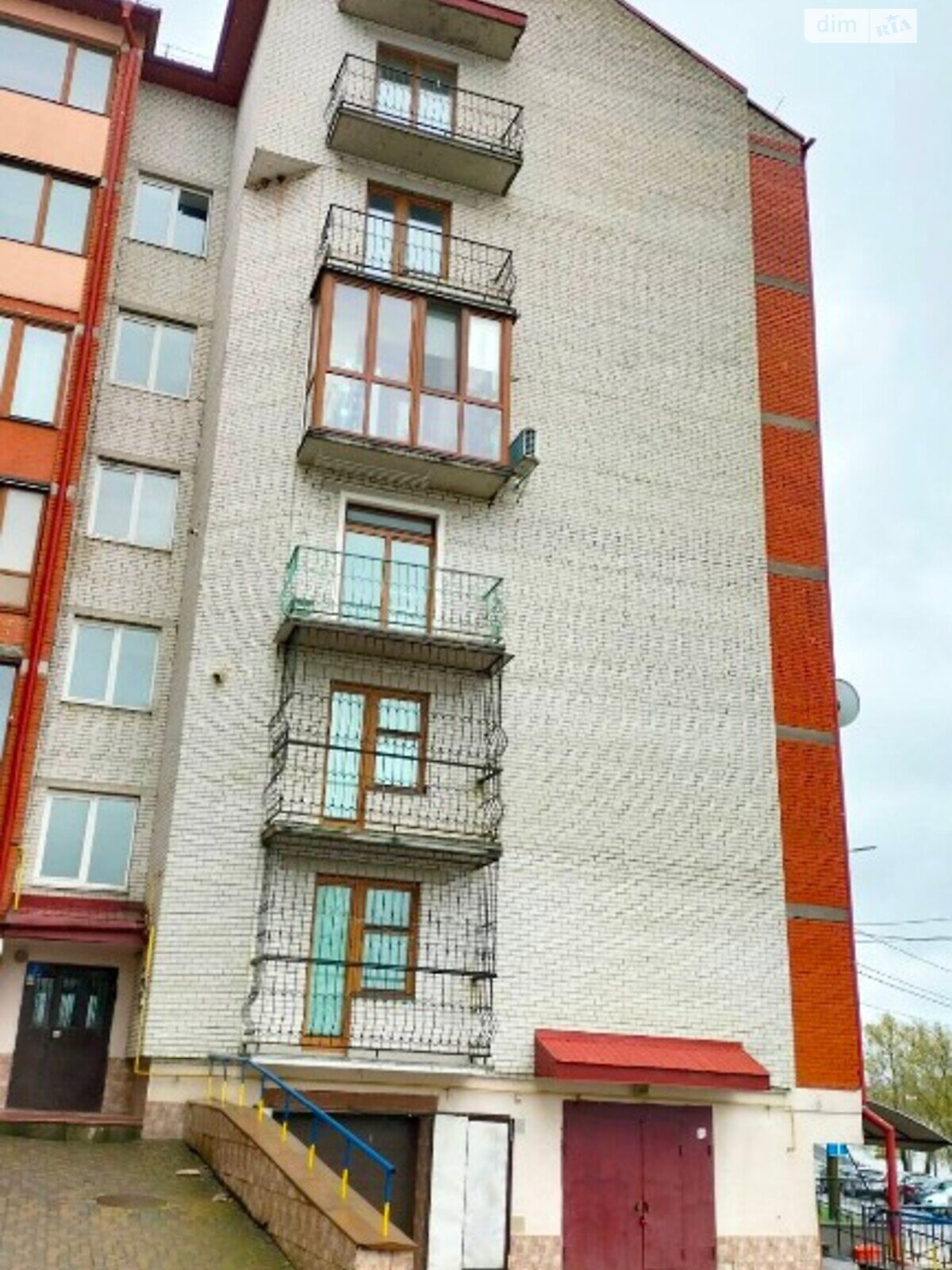 Продажа четырехкомнатной квартиры в Тернополе, на ул. Билецкая, район Новый свет фото 1