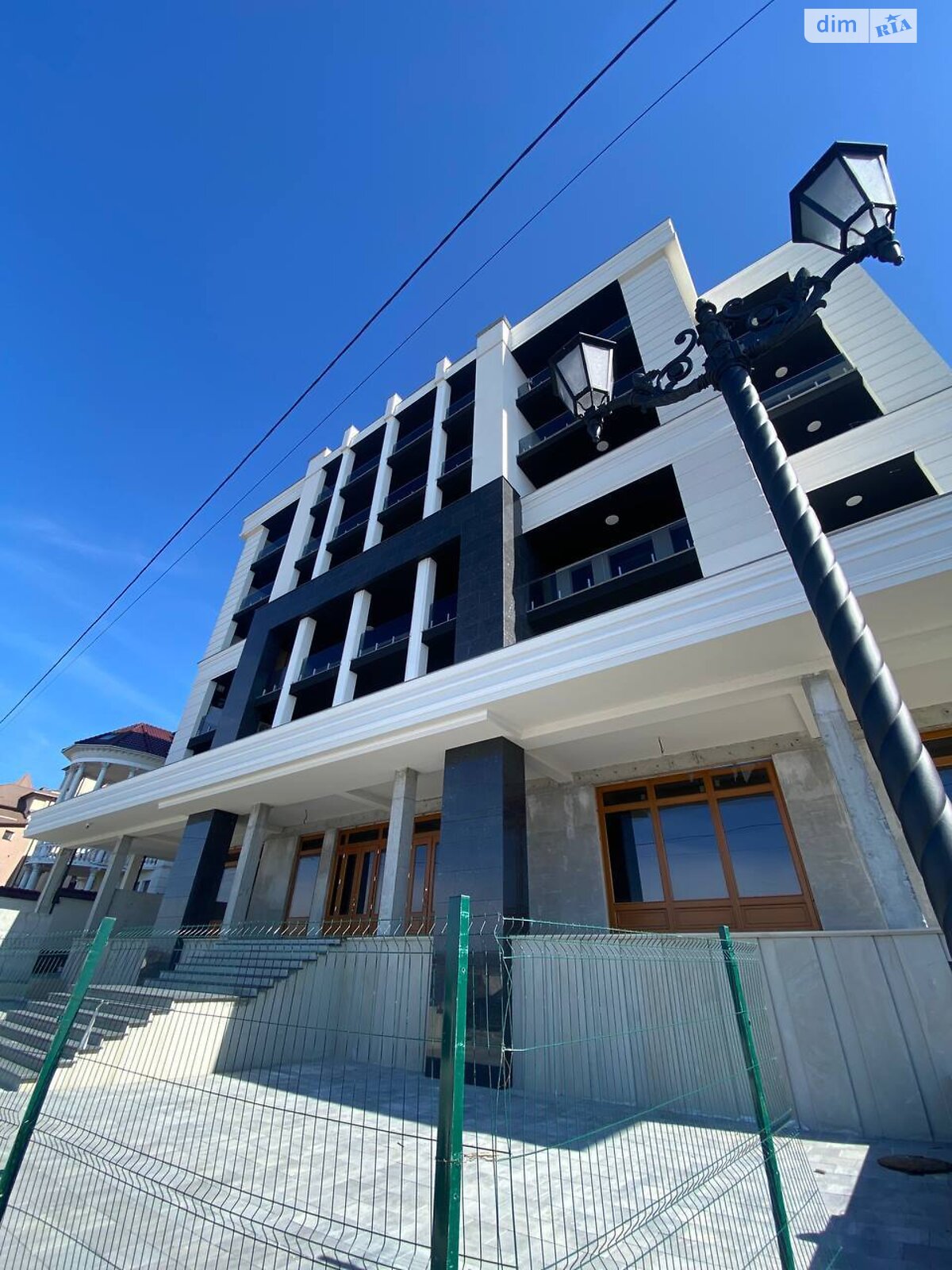 Продаж трикімнатної квартири в Тернополі, на вул. Білецька, район Новий світ фото 1