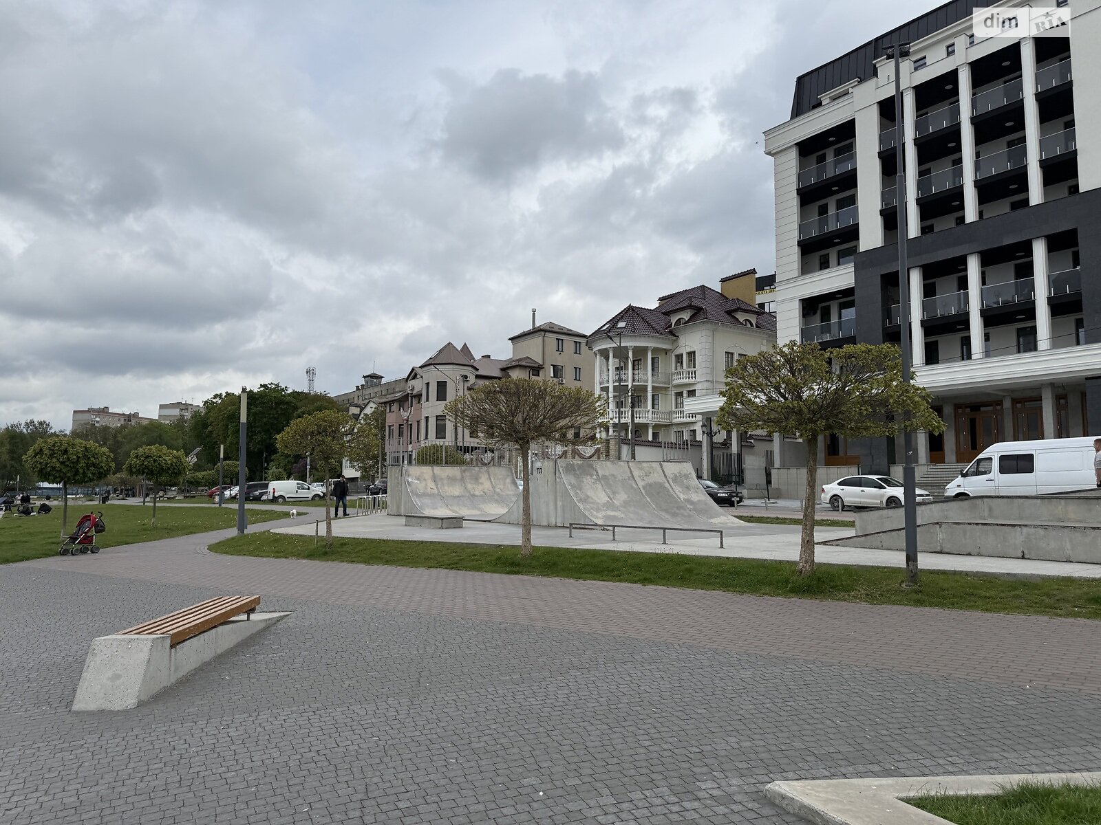 Продаж трикімнатної квартири в Тернополі, на вул. Білецька, район Новий світ фото 1
