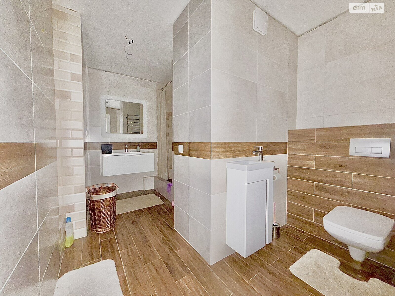 Продаж трикімнатної квартири в Тернополі, на вул. Білецька, район Новий світ фото 1