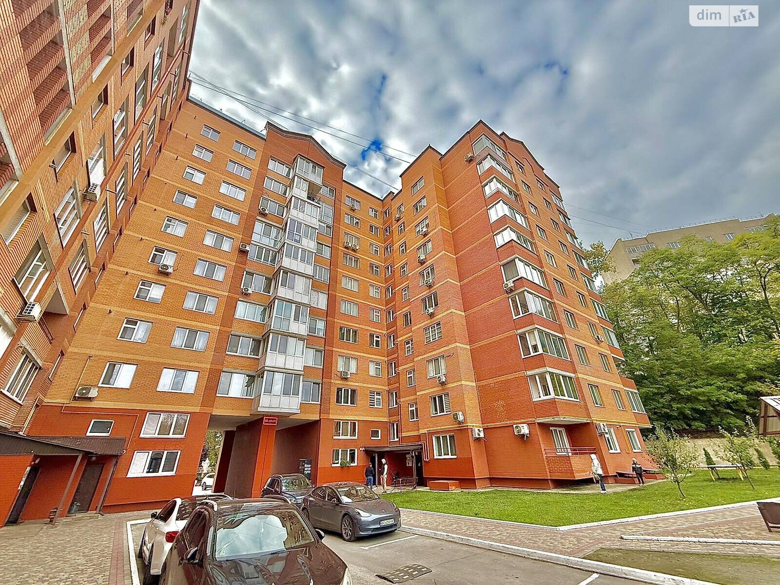 Продаж трикімнатної квартири в Тернополі, на вул. Білецька, район Новий світ фото 1