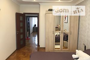 Продажа трехкомнатной квартиры в Тернополе, на ул. Деловая, район Новый свет фото 2