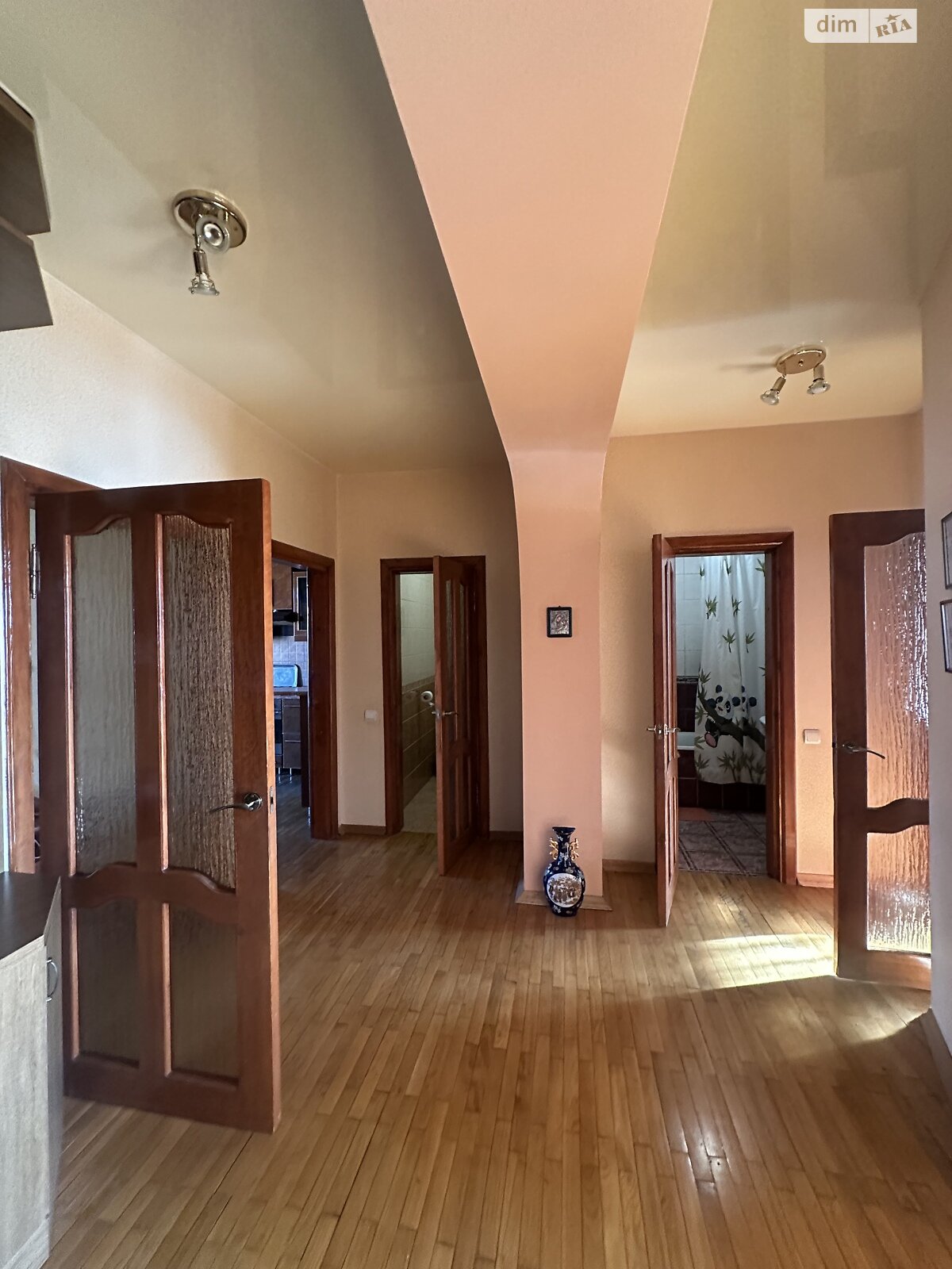 Продажа трехкомнатной квартиры в Тернополе, на ул. Котляревского, район Новый свет фото 1 Продажа трехкомнатной квартиры в Тернополе, на ул. Котляревского, район Новый свет фото 1