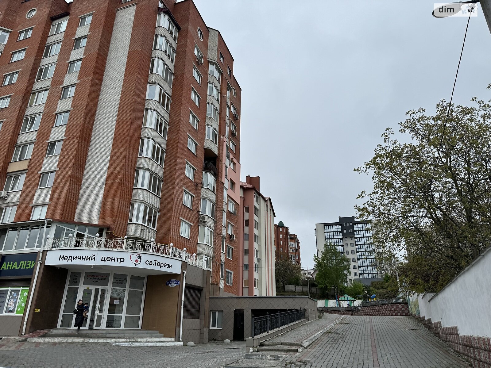 Продажа трехкомнатной квартиры в Тернополе, на ул. Наливайко, район Новый свет фото 1