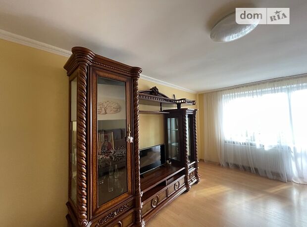 Продаж трикімнатної квартири в Тернополі, на вул. Новий Світ, район Новий світ фото 1 Продаж трикімнатної квартири в Тернополі, на вул. Новий Світ, район Новий світ фото 1
