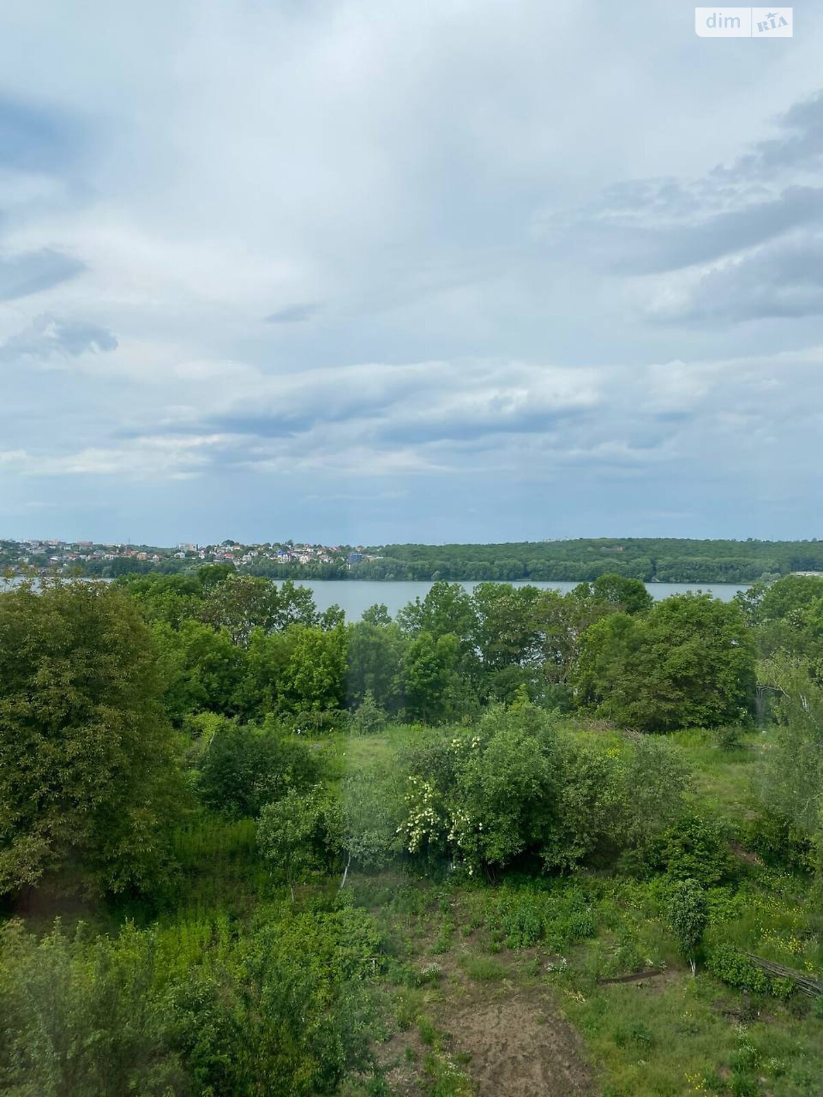 Продажа трехкомнатной квартиры в Тернополе, на ул. Новый Свет, район Новый свет фото 1 Продажа трехкомнатной квартиры в Тернополе, на ул. Новый Свет, район Новый свет фото 1