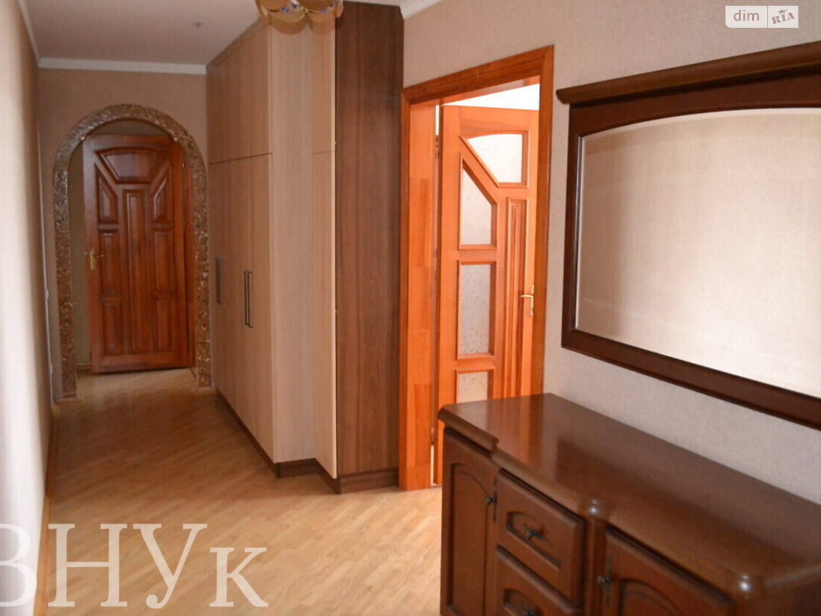 Продажа трехкомнатной квартиры в Тернополе, на ул. Новый Свет, район Новый свет фото 1 Продажа трехкомнатной квартиры в Тернополе, на ул. Новый Свет, район Новый свет фото 1