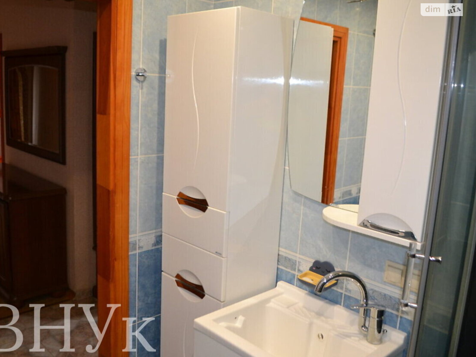 Продажа трехкомнатной квартиры в Тернополе, на ул. Новый Свет, район Новый свет фото 1 Продажа трехкомнатной квартиры в Тернополе, на ул. Новый Свет, район Новый свет фото 1