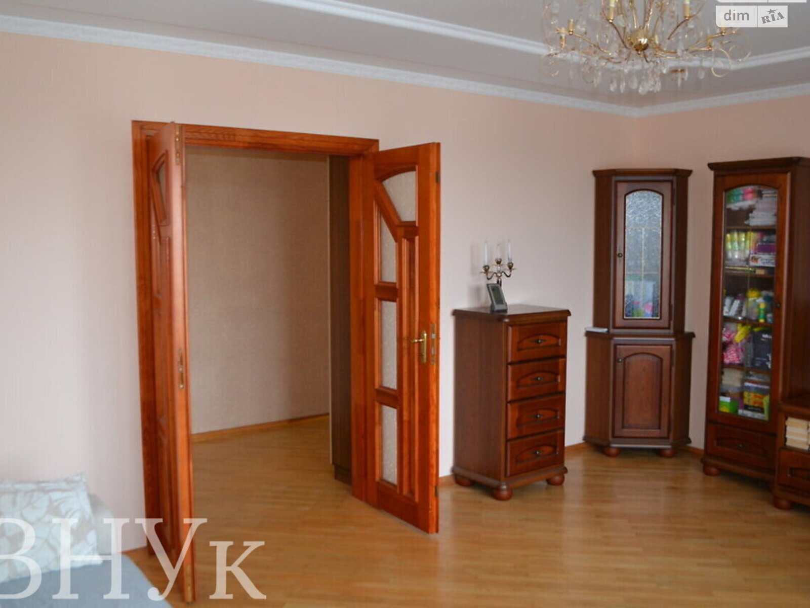 Продажа трехкомнатной квартиры в Тернополе, на ул. Новый Свет, район Новый свет фото 1 Продажа трехкомнатной квартиры в Тернополе, на ул. Новый Свет, район Новый свет фото 1