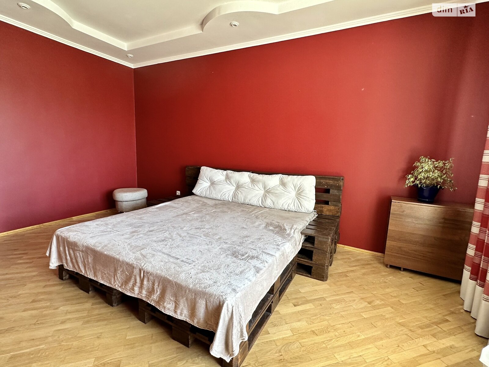Продаж трикімнатної квартири в Тернополі, на вул. Вільхова, район Новий світ фото 1 Продаж трикімнатної квартири в Тернополі, на вул. Вільхова, район Новий світ фото 1