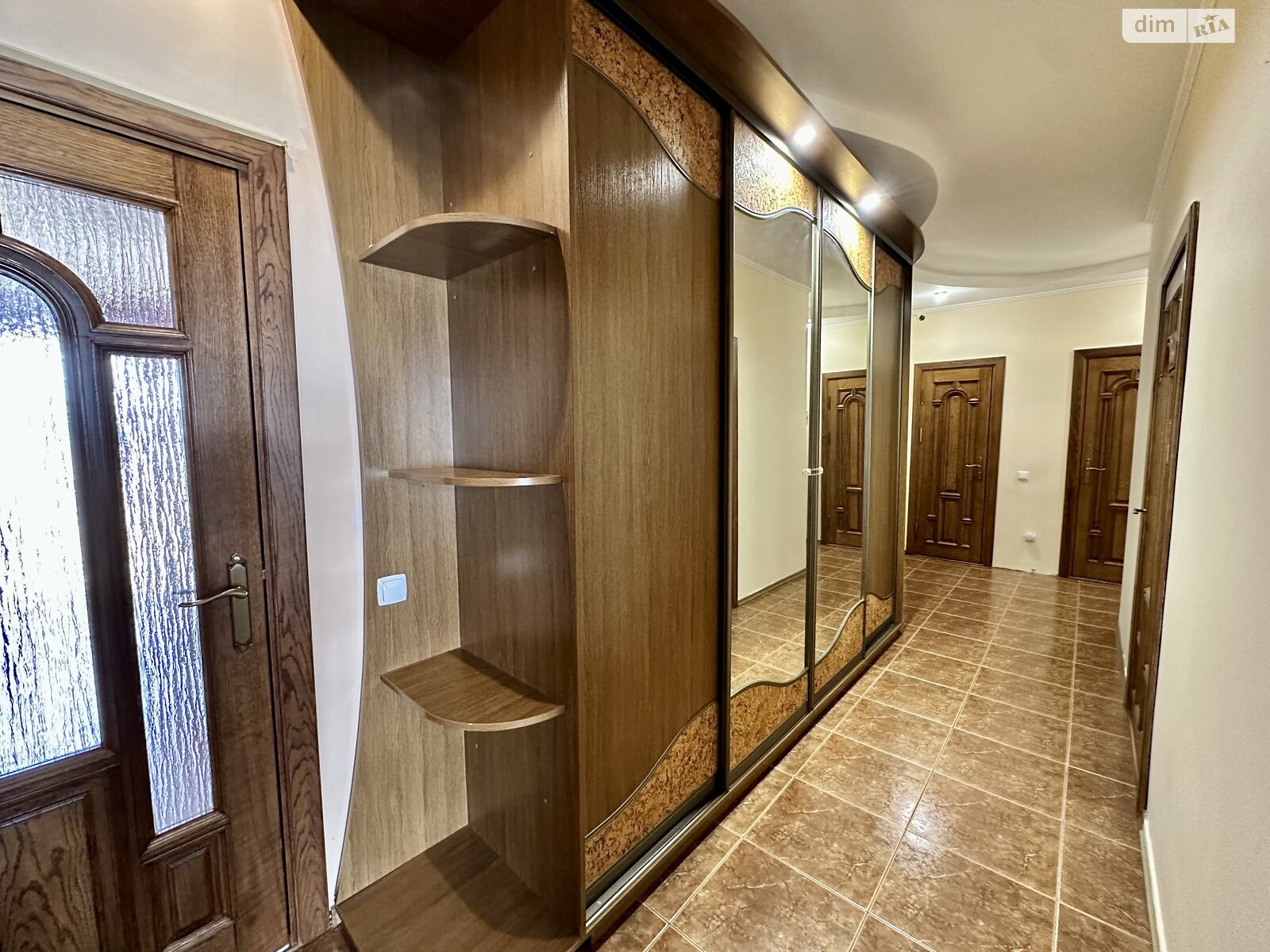 Продаж трикімнатної квартири в Тернополі, на вул. Вільхова, район Новий світ фото 1 Продаж трикімнатної квартири в Тернополі, на вул. Вільхова, район Новий світ фото 1