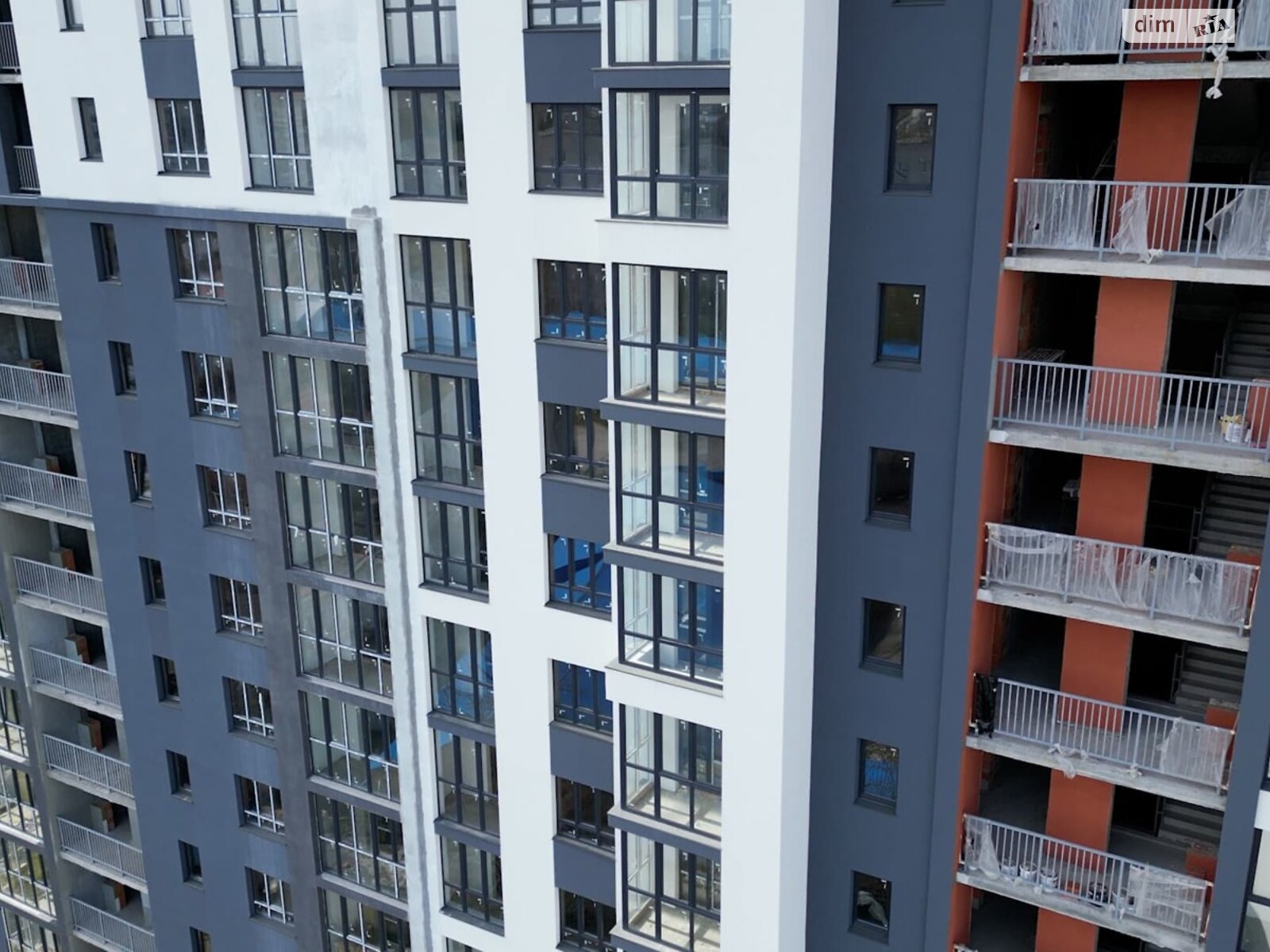 Продажа трехкомнатной квартиры в Тернополе, на ул. Полковника Данила Нечая 25, район Новый свет фото 1 Продажа трехкомнатной квартиры в Тернополе, на ул. Полковника Данила Нечая 25, район Новый свет фото 1