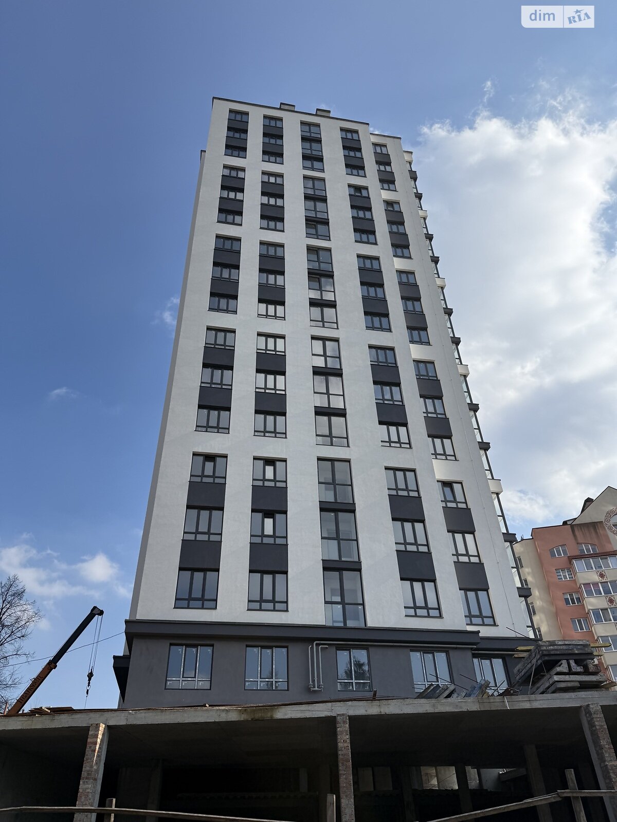 Продаж трикімнатної квартири в Тернополі, на вул. Полковника Данила Нечая 25, район Новий світ фото 1 Продаж трикімнатної квартири в Тернополі, на вул. Полковника Данила Нечая 25, район Новий світ фото 1