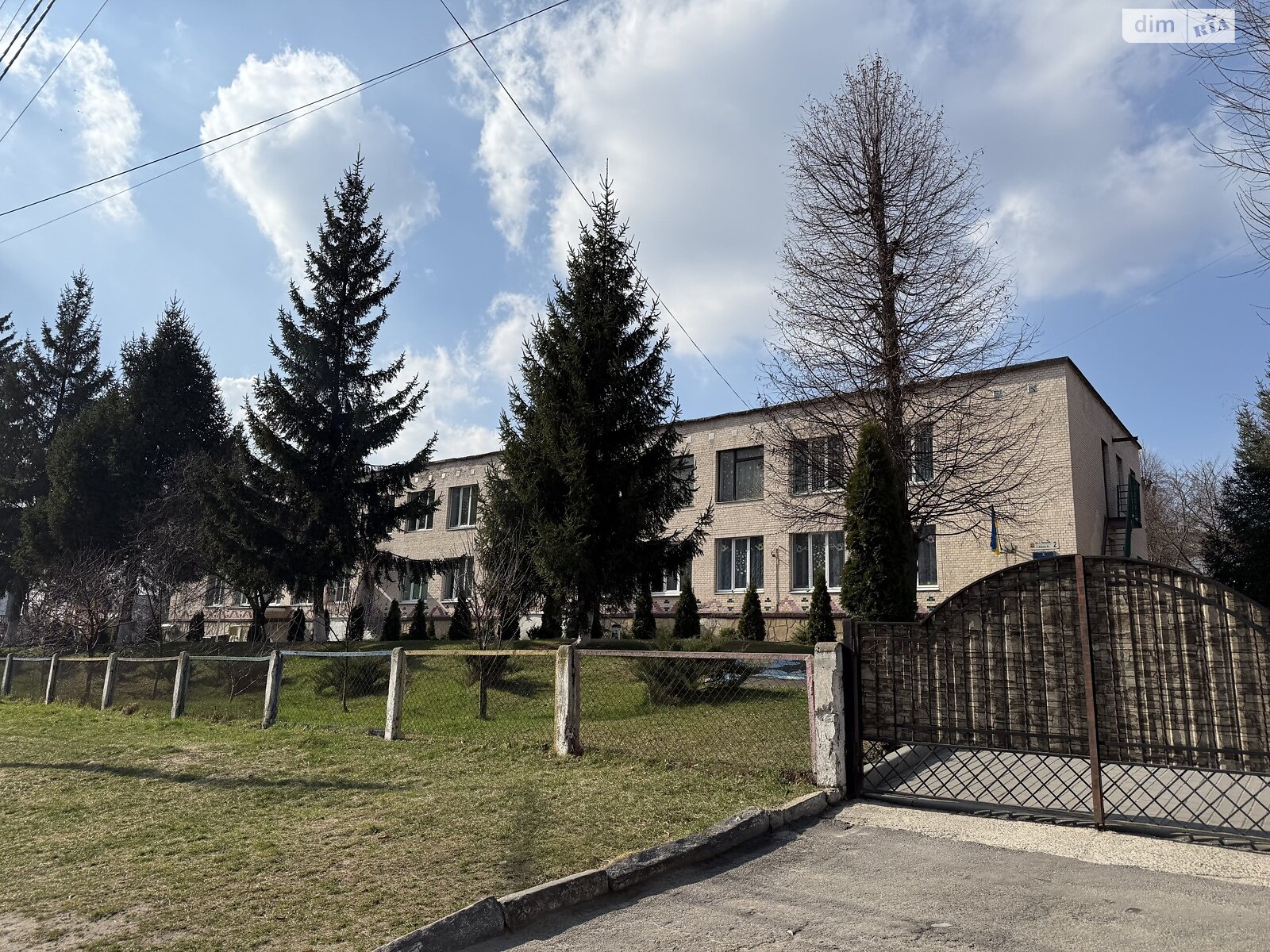 Продаж трикімнатної квартири в Тернополі, на вул. Полковника Данила Нечая 25, район Новий світ фото 1 Продаж трикімнатної квартири в Тернополі, на вул. Полковника Данила Нечая 25, район Новий світ фото 1