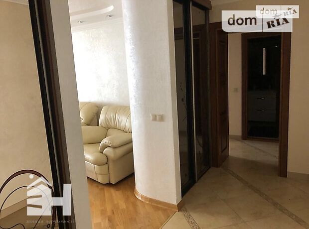 Продажа трехкомнатной квартиры в Тернополе, район Новый свет фото 1 Продажа трехкомнатной квартиры в Тернополе, район Новый свет фото 1