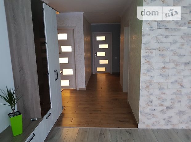 Продажа трехкомнатной квартиры в Тернополе, район Новый свет фото 1 Продажа трехкомнатной квартиры в Тернополе, район Новый свет фото 1
