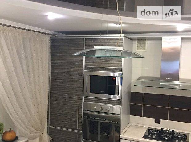 Продажа трехкомнатной квартиры в Тернополе, район Новый свет фото 1 Продажа трехкомнатной квартиры в Тернополе, район Новый свет фото 1