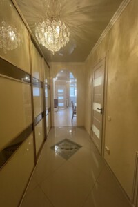Продажа трехкомнатной квартиры в Тернополе, на ул. Белогорская 18Г, район Оболоня фото 2