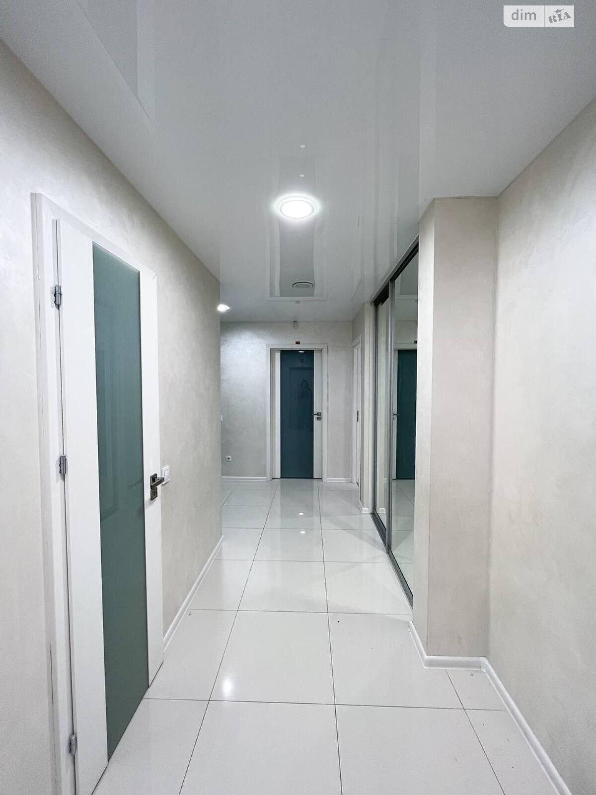 Продаж шестикімнатної квартири в Тернополі, на вул. Білогірська 18В, район Оболоня фото 1 Продаж шестикімнатної квартири в Тернополі, на вул. Білогірська 18В, район Оболоня фото 1