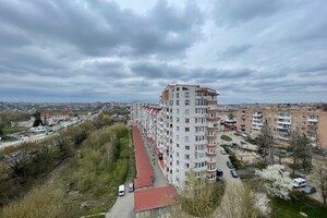Продаж трикімнатної квартири в Тернополі, на вул. Чернівецька, район Оболоня фото 2