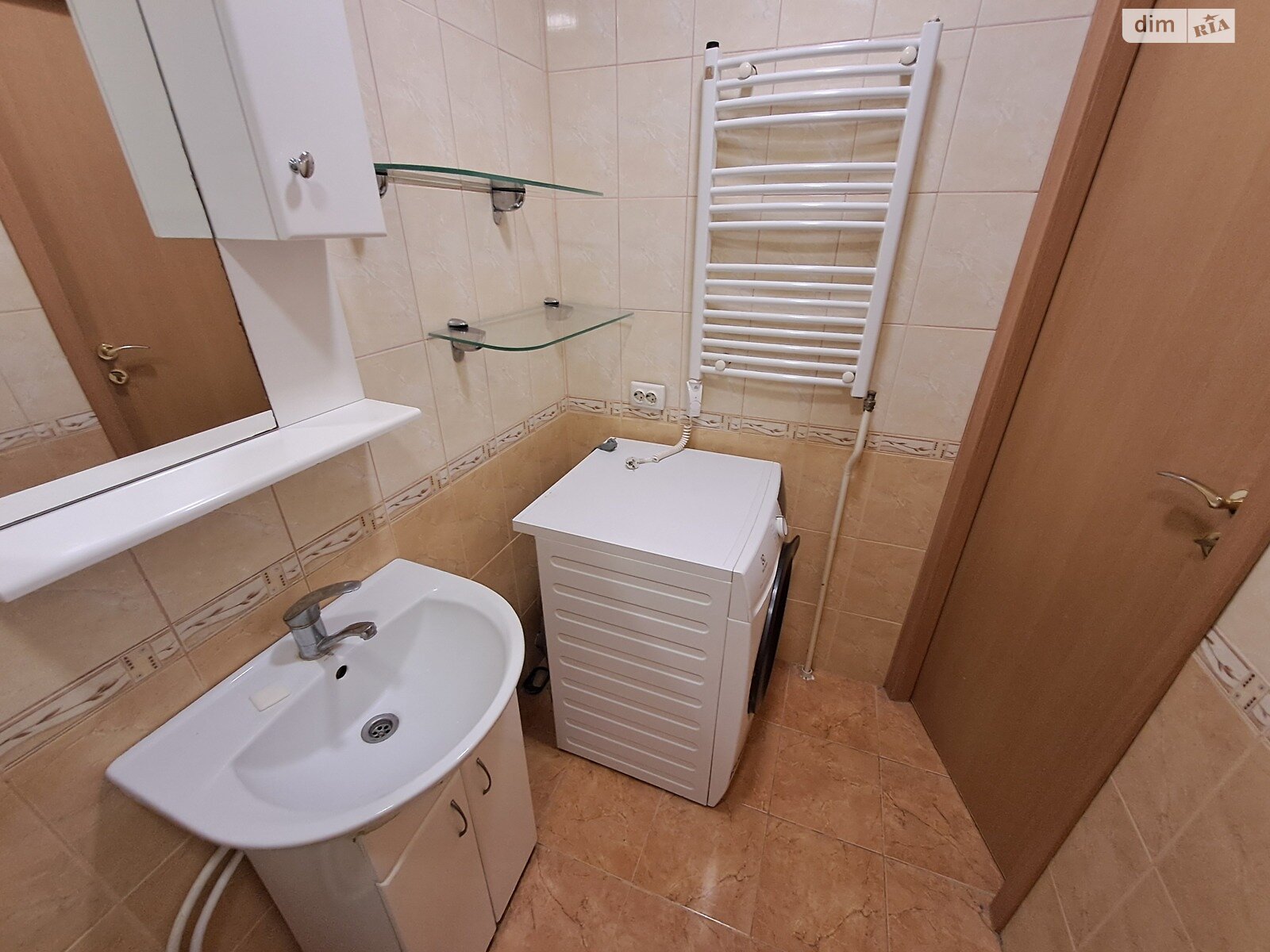 Продаж п`ятикімнатної квартири в Тернополі, на вул. Чернівецька, район Оболоня фото 1