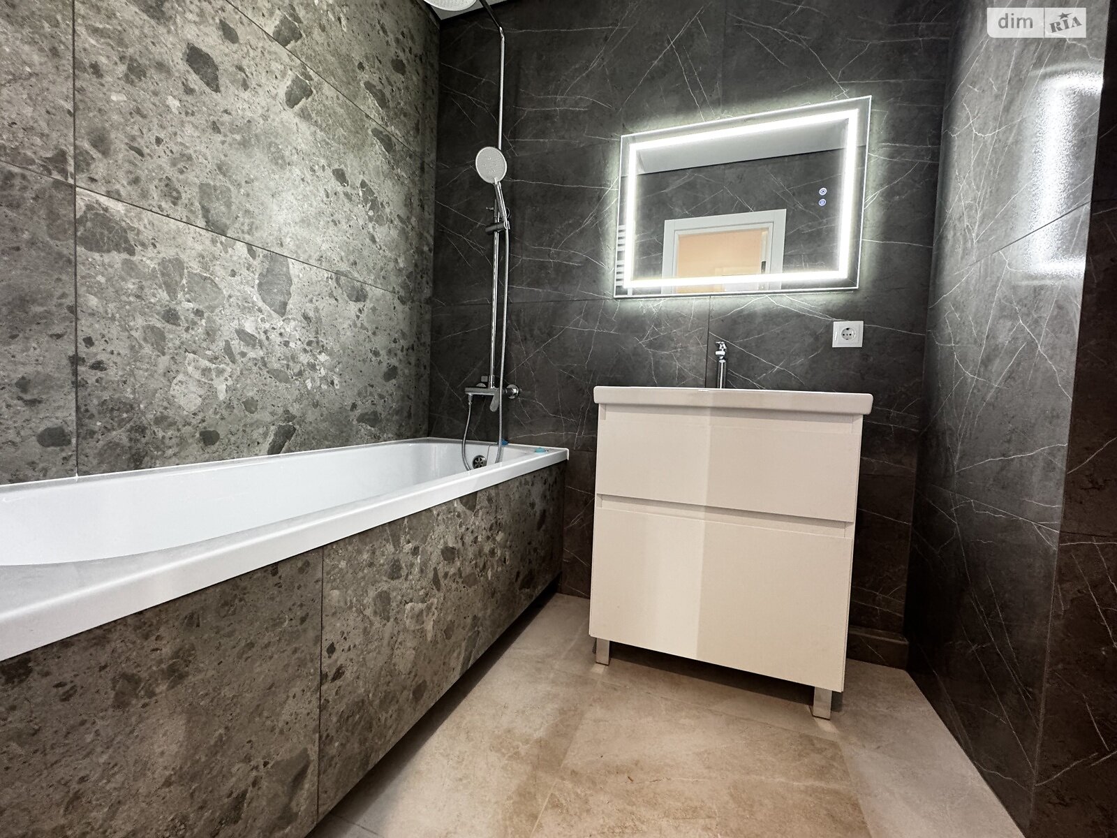 Продажа двухкомнатной квартиры в Тернополе, на ул. Черновецкая, район Оболоня фото 1