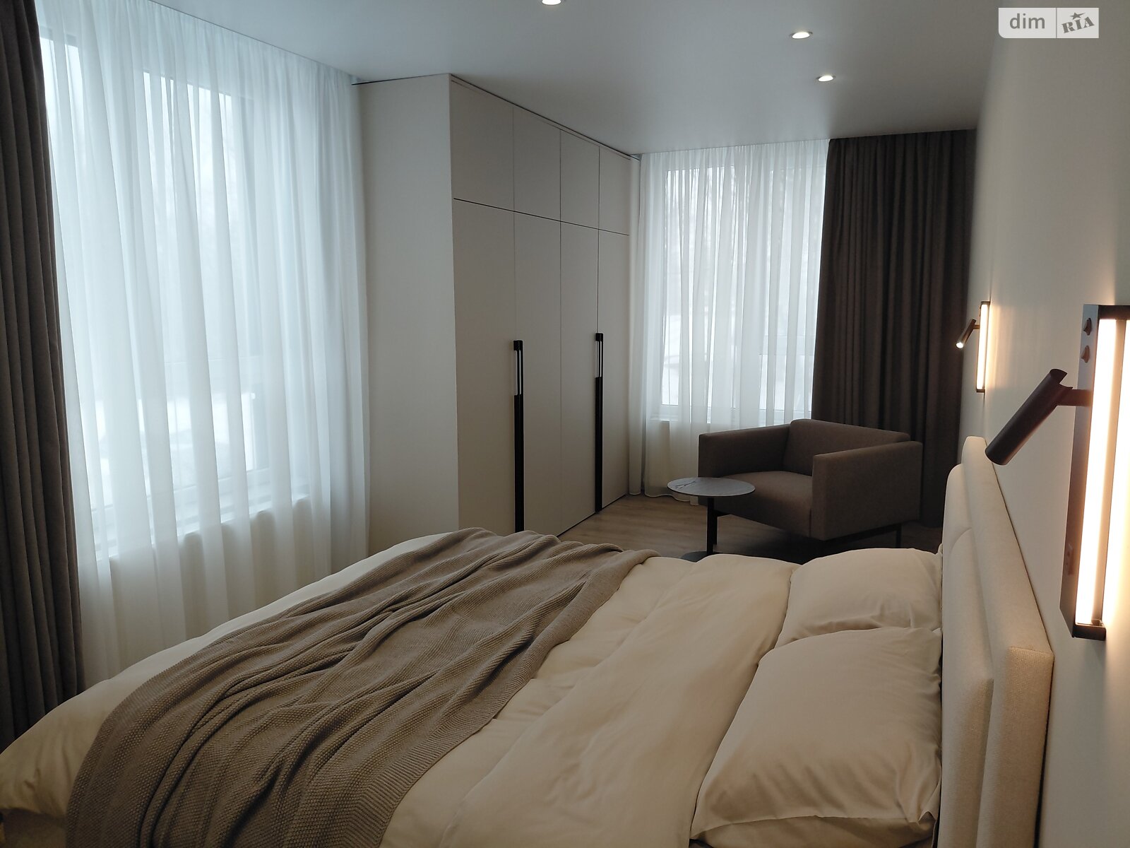 Продажа трехкомнатной квартиры в Тернополе, на ул. Черновецкая 64А, район Оболоня фото 1