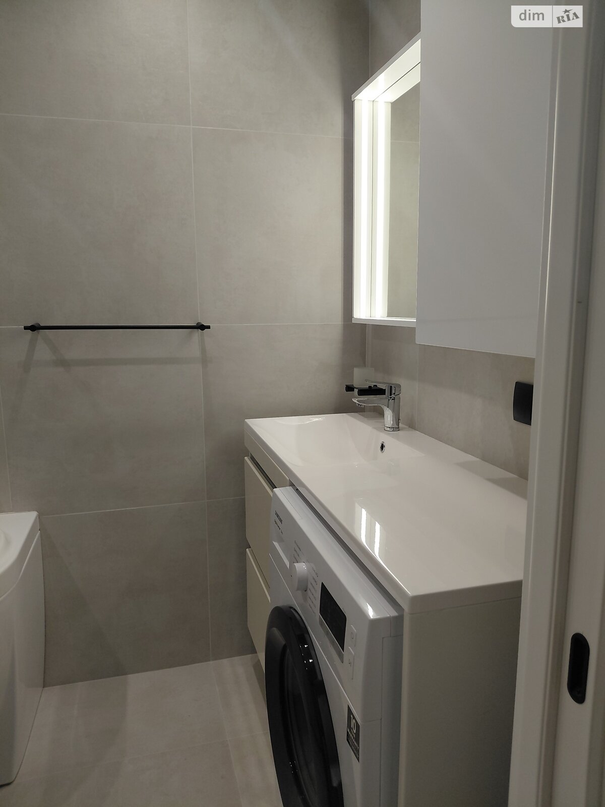 Продажа трехкомнатной квартиры в Тернополе, на ул. Черновецкая 64А, район Оболоня фото 1