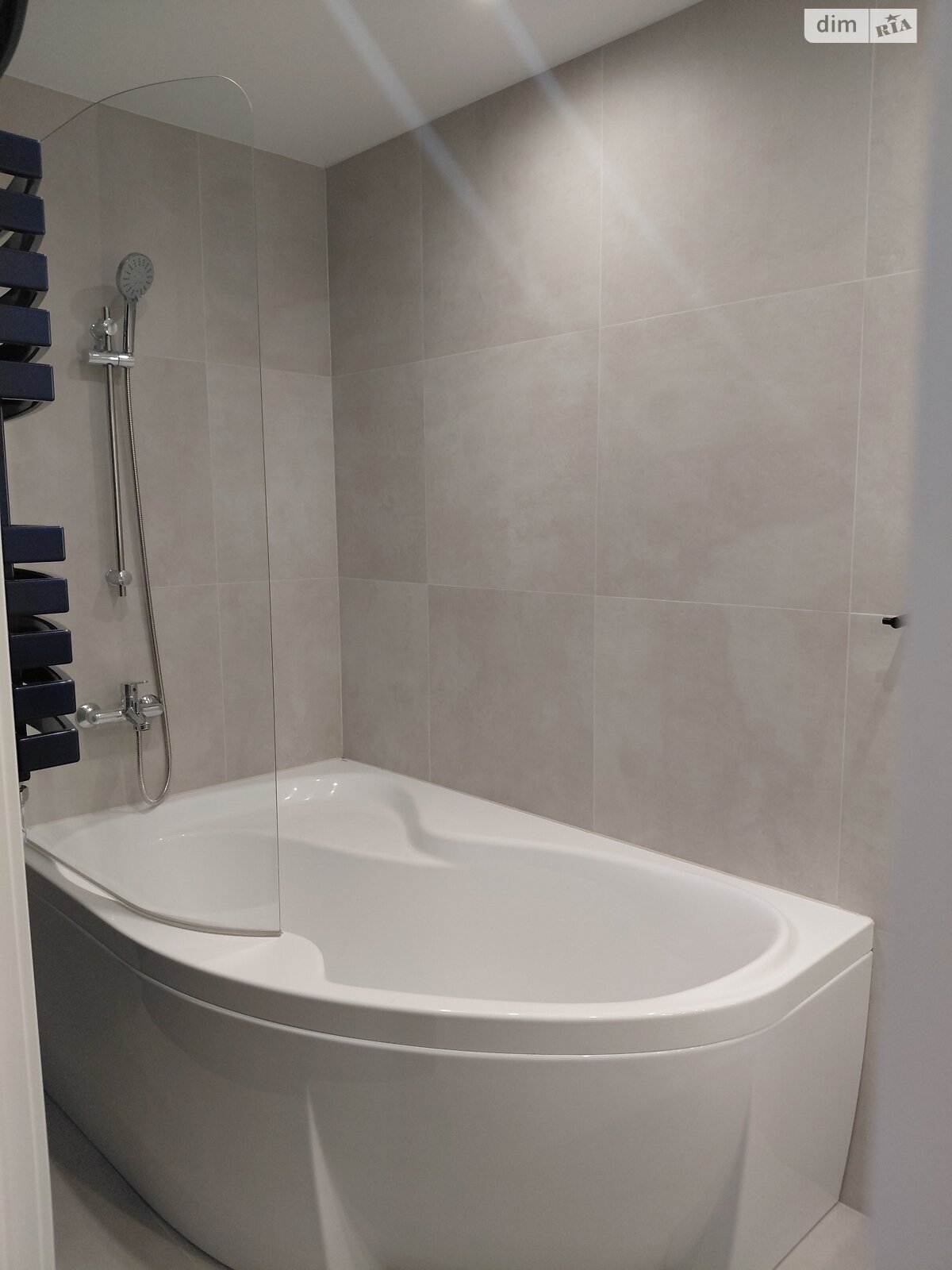 Продажа трехкомнатной квартиры в Тернополе, на ул. Черновецкая 64А, район Оболоня фото 1