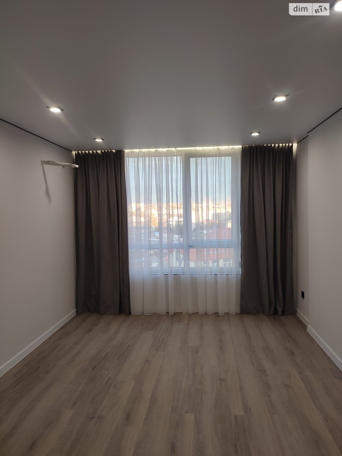 Продажа однокомнатной квартиры в Тернополе, на пер. Кирпичный, район Оболоня фото 1