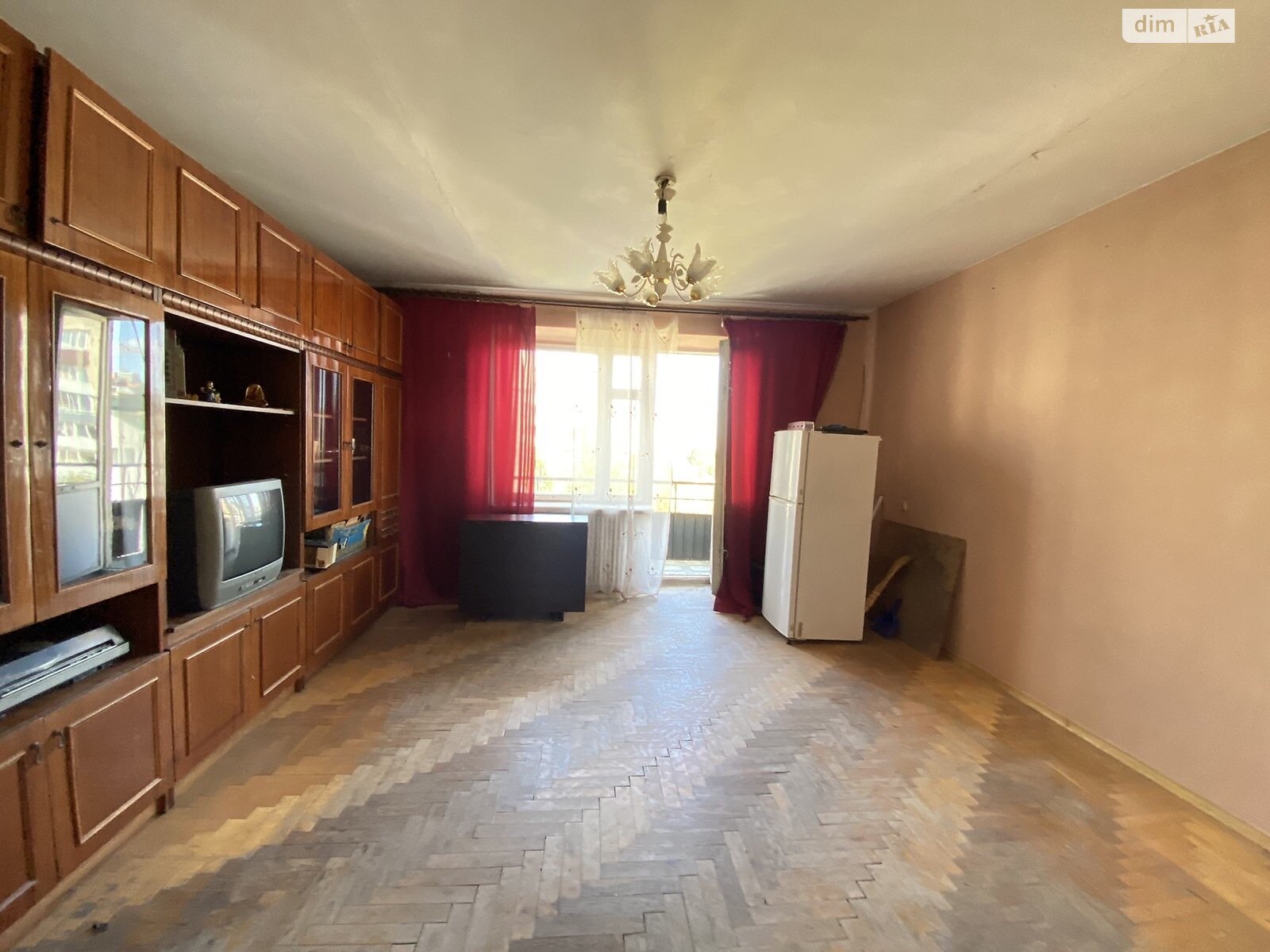 Продажа четырехкомнатной квартиры в Тернополе, на ул. Медовая, район Оболоня фото 1