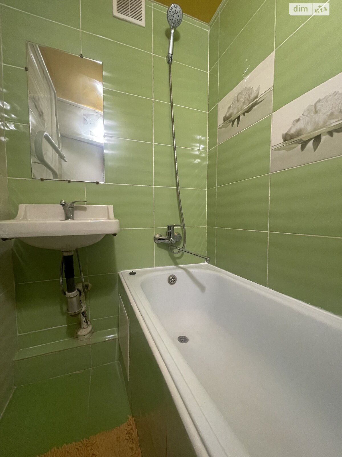 Продажа трехкомнатной квартиры в Тернополе, на ул. Торговица, район Оболоня фото 1 Продажа трехкомнатной квартиры в Тернополе, на ул. Торговица, район Оболоня фото 1